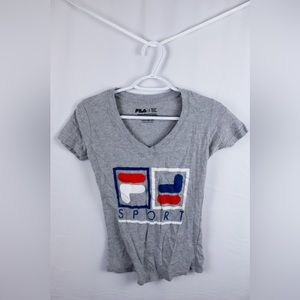 NWOT FILA WOMENS T-SHIRT. Size small.